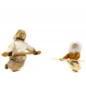 PAIR OF  ALASKAN ESKIMO FUR DO