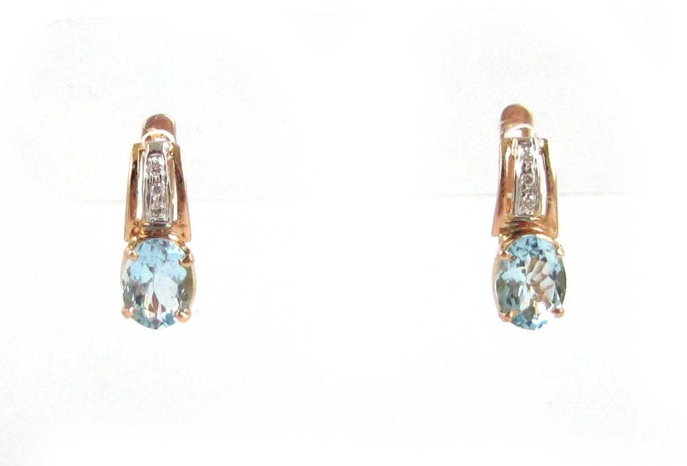 PAIR OF AQUAMARINE AND DIAMOND