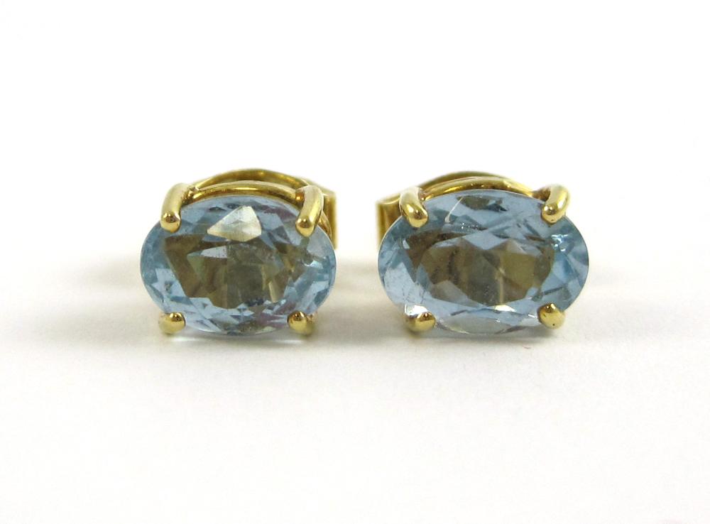 PAIR OF AQUAMARINE AND EIGHTEEN