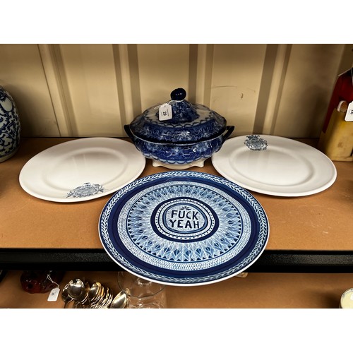 Pair of armorial crested plates,