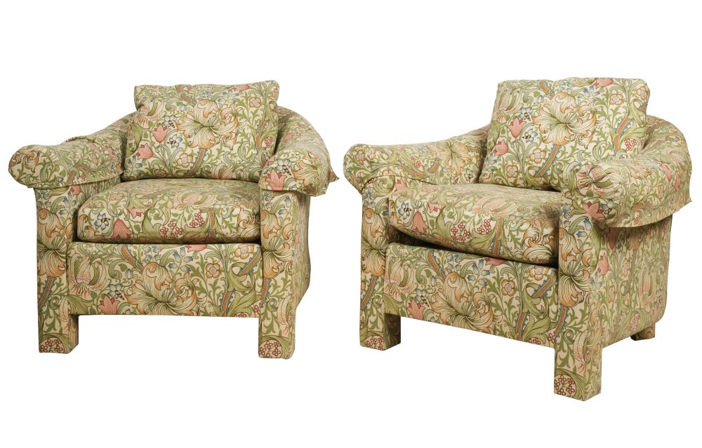 PAIR OF BAKER FURNITURE FULLY