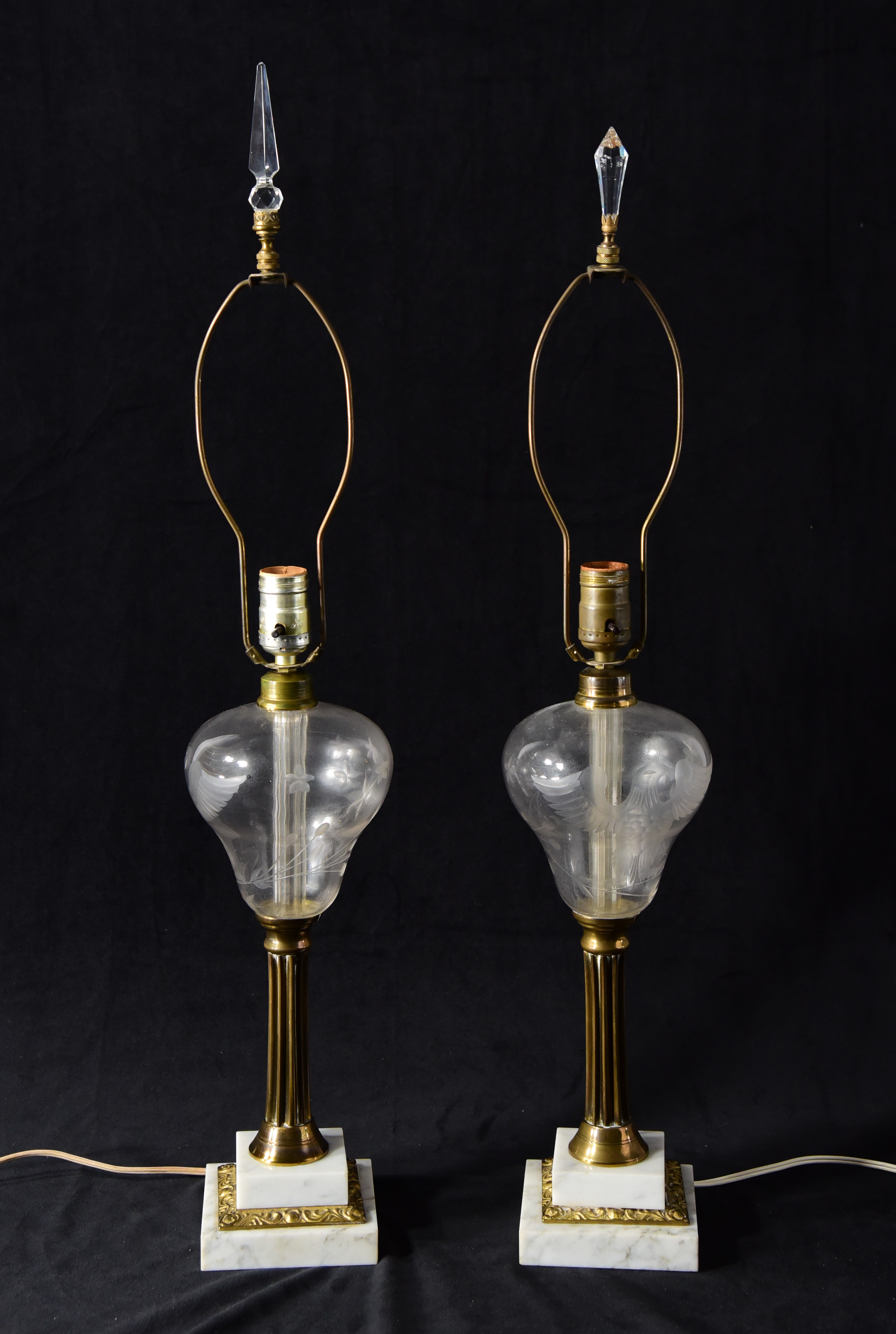 Pair of banquet oil lamps, clear