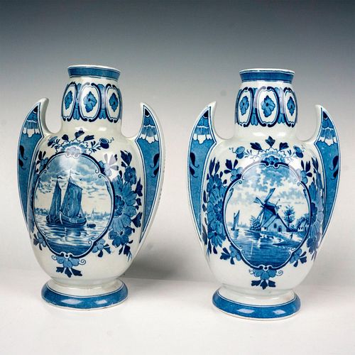 PAIR OF BLUE N. DELFT VASES DEC