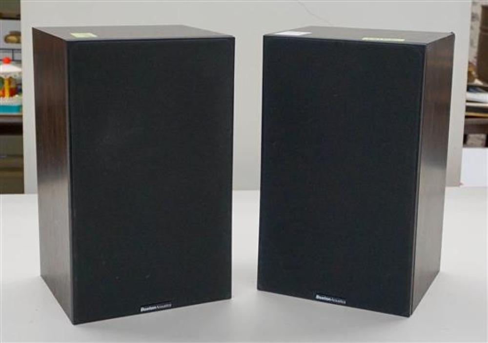 PAIR OF BOSTON A40 ROSEWOOD