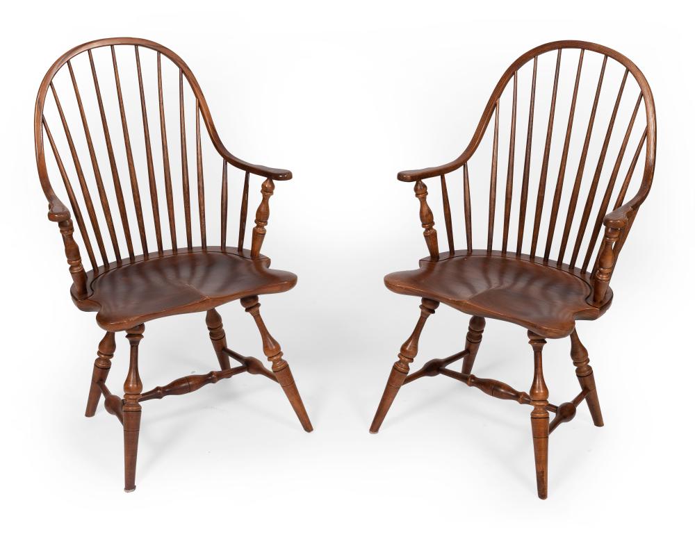 PAIR OF BOWBACK WINDSOR ARMCHAIRS