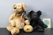 PAIR OF BOYD'S TEDDY BEARS, PA