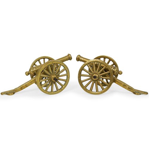 PAIR OF BRASS CANNON