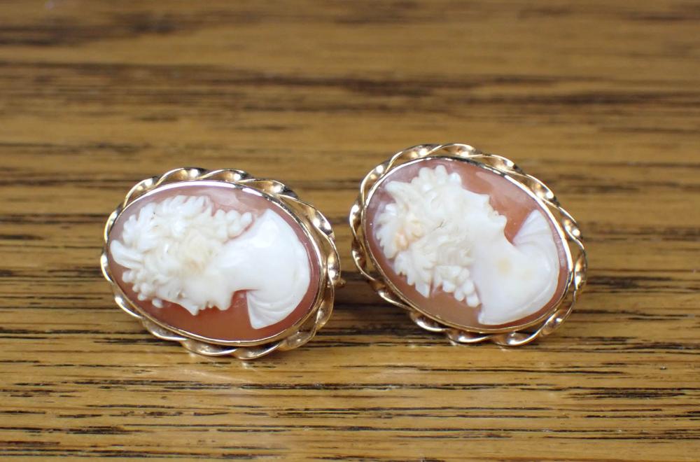 PAIR OF CAMEO AND FOURTEEN KARAT