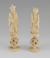 PAIR OF CARVED IVORY FIGURES O