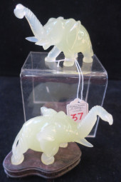 PAIR OF CARVED JADE/JADEITE EL