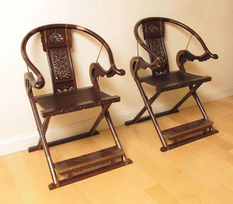 PAIR OF CARVED ORIENTAL FOLDING