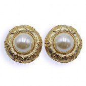 PAIR OF CHANEL COSTUME EARRING