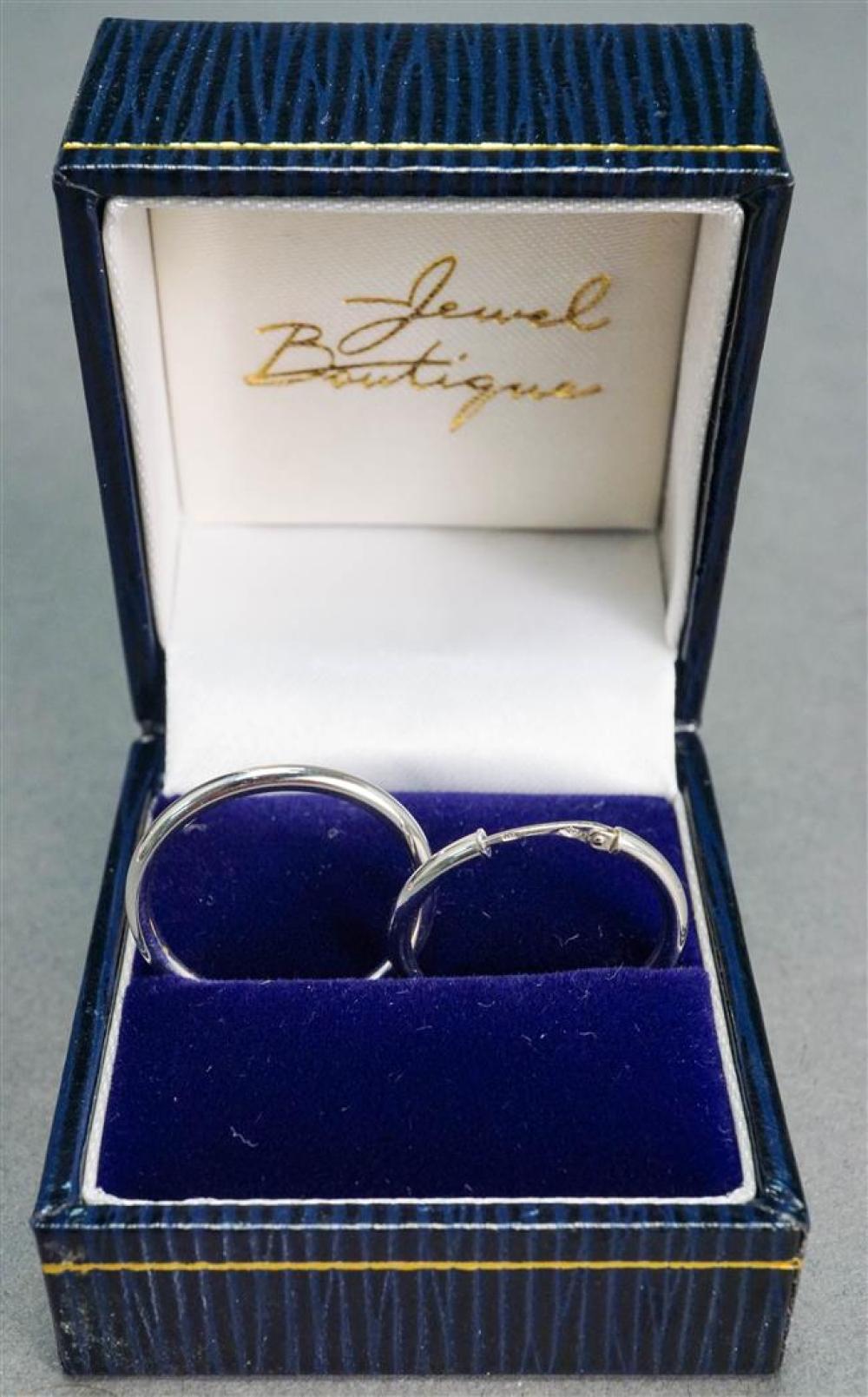 PAIR OF CHARLES GARNIER 18-KARAT