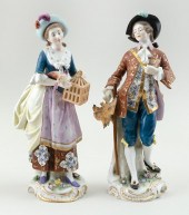 PAIR OF CHELSEA PORCELAIN FIGU