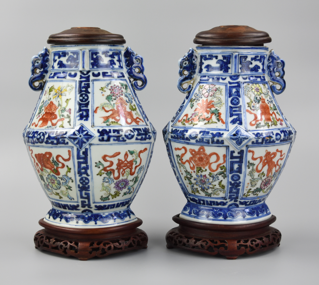 PAIR OF CHINESE B & W IRON RED VASE