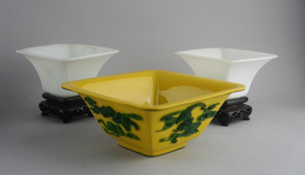 PAIR OF CHINESE BEIJING GLASS