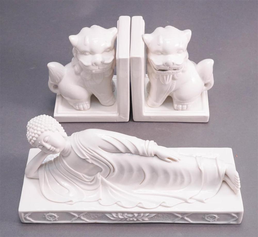 PAIR OF CHINESE BLANC-DE-CHINE