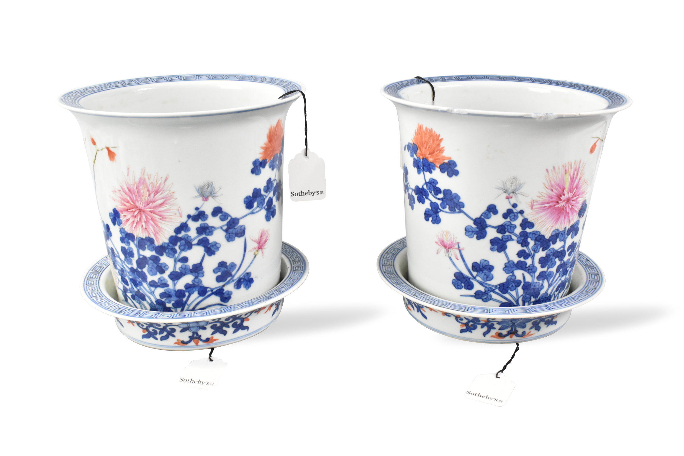 PAIR OF CHINESE BLUE & FAMILLE ROSE