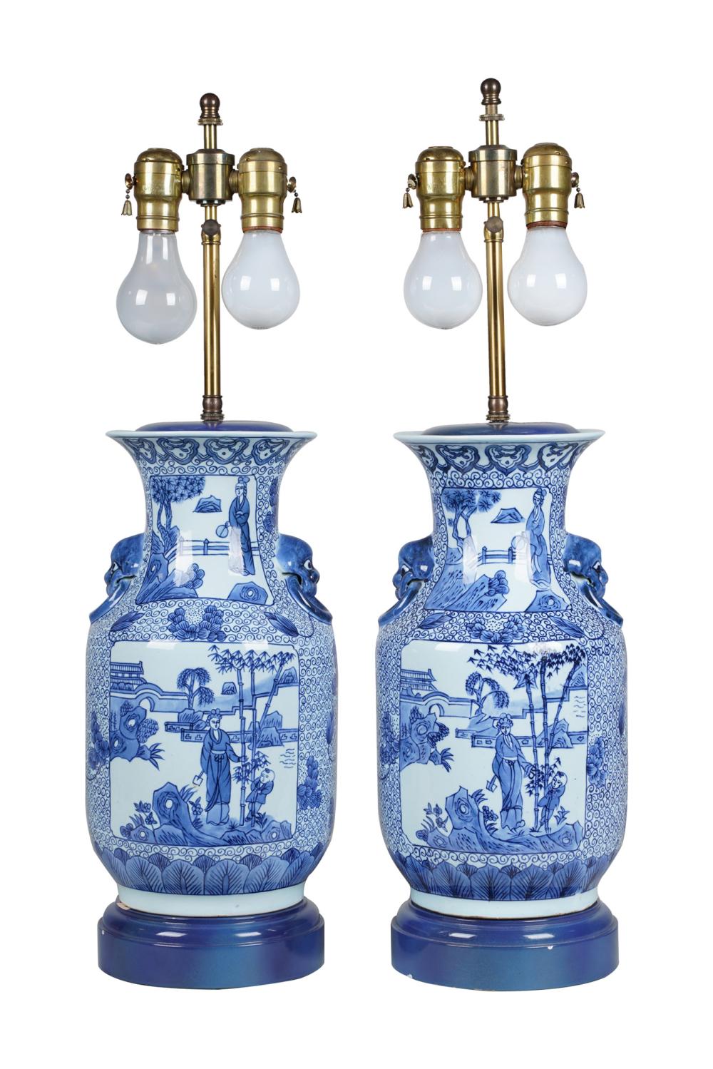 PAIR OF CHINESE BLUE & WHITE