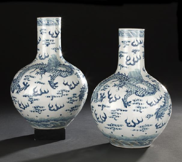 Pair of Chinese Blue and White