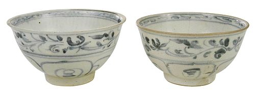 PAIR OF CHINESE BLUE AND WHITE
