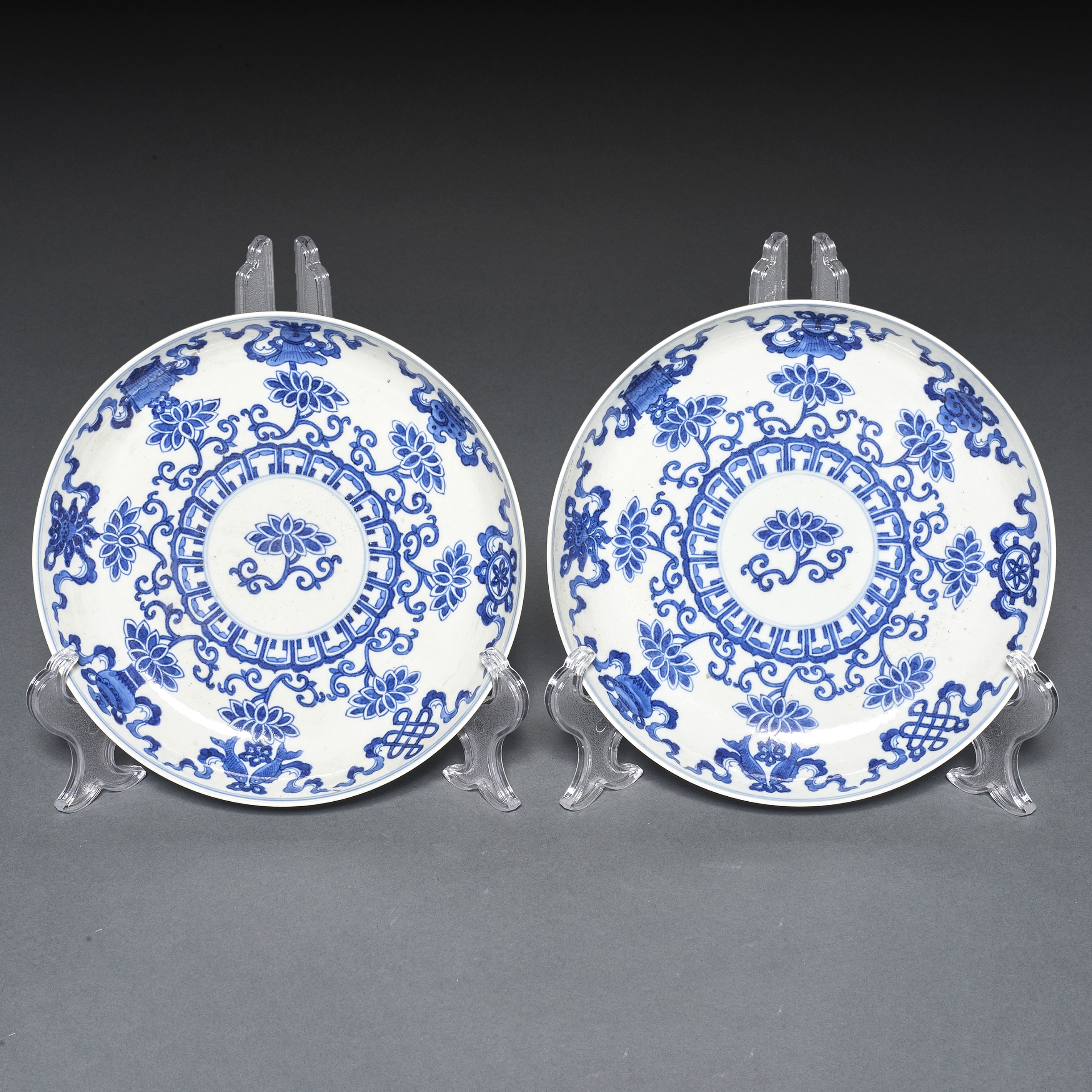 PAIR OF CHINESE BLUE AND WHITE