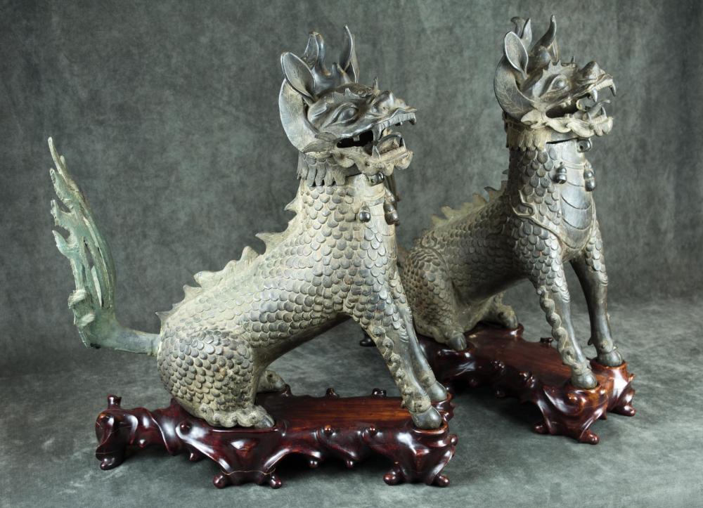 PAIR OF CHINESE BRONZE FOO LION