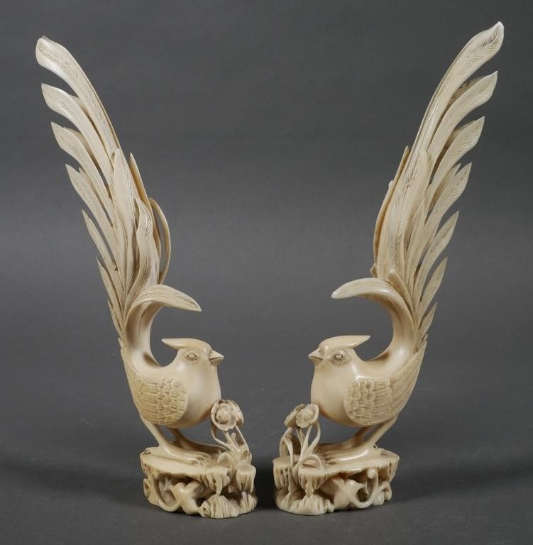 PAIR OF CHINESE CARVED IVORY