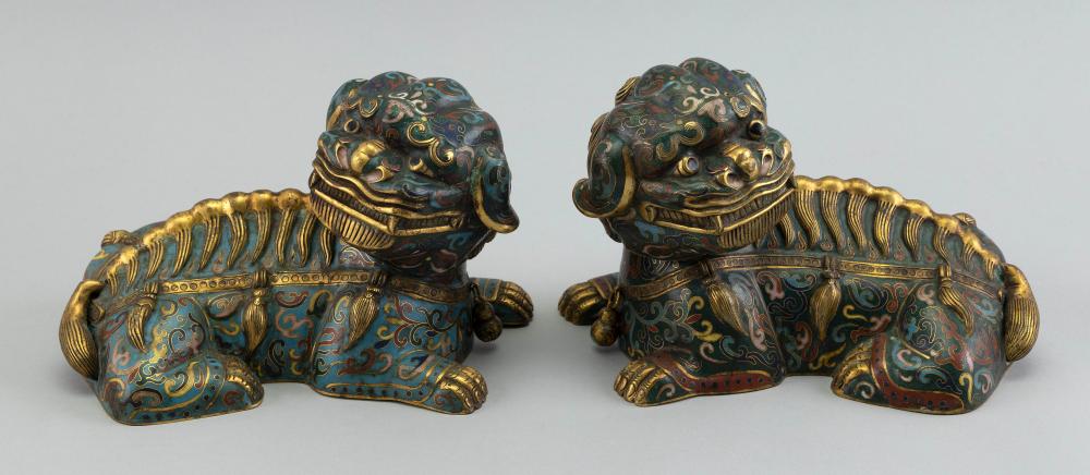 PAIR OF CHINESE CLOISONNÉ ENAMEL