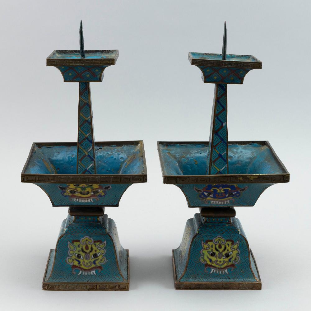 PAIR OF CHINESE CLOISONNÉ ENAMEL