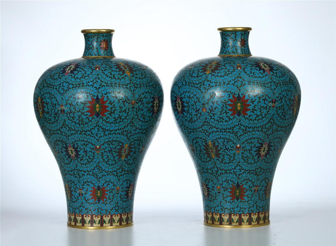 PAIR OF CHINESE CLOISONNE FLOWER