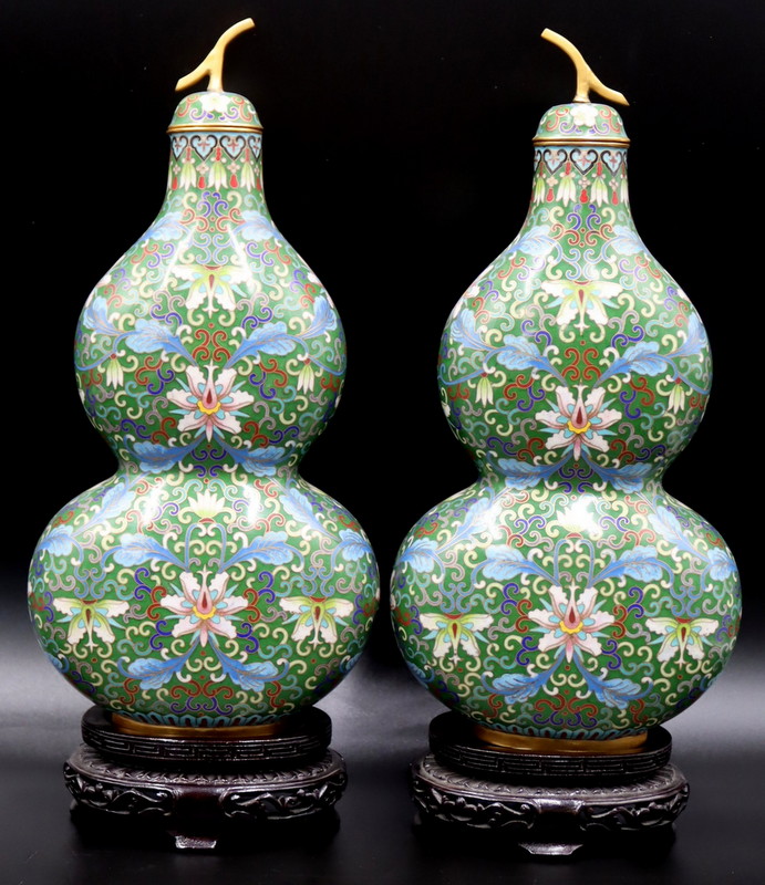PAIR OF CHINESE CLOISONNE LIDDED