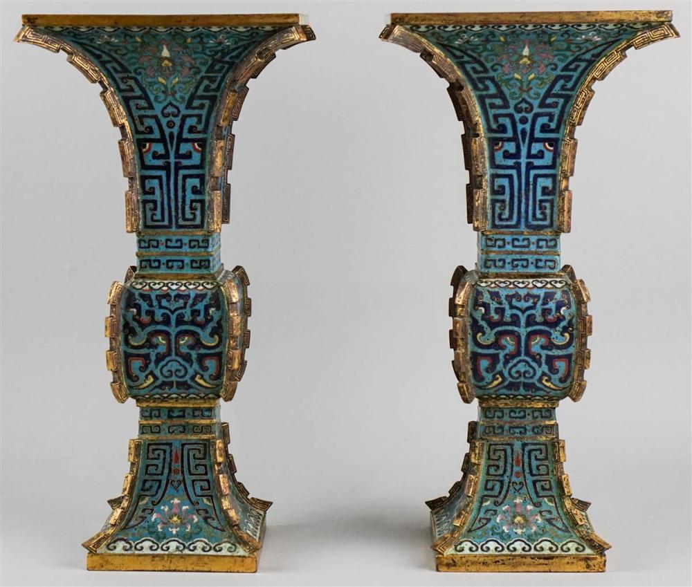 PAIR OF CHINESE CLOSIONNE ENAMEL