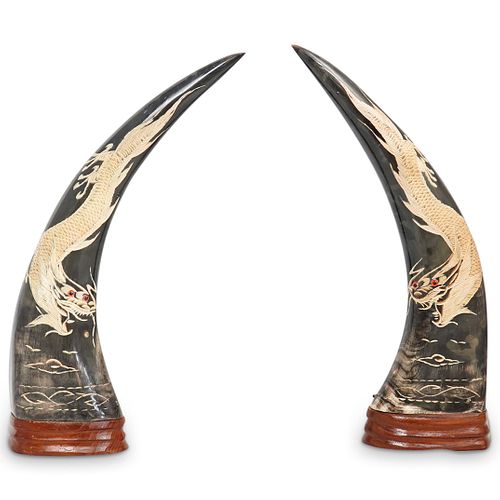 PAIR OF CHINESE DECORATIVE