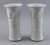 PAIR OF CHINESE DEHUA PORCELAI