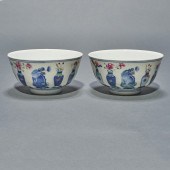 PAIR OF CHINESE DOUCAI BOWLS P