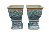 PAIR OF CHINESE ENAMELED PORCE