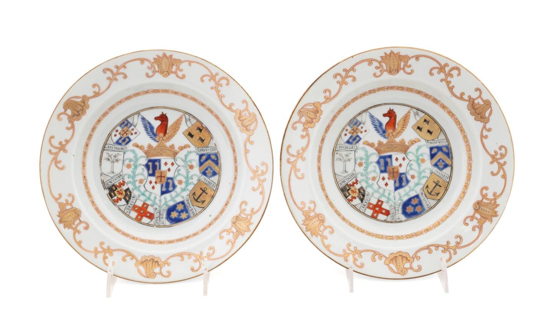 PAIR OF CHINESE EXPORT ARMORIAL