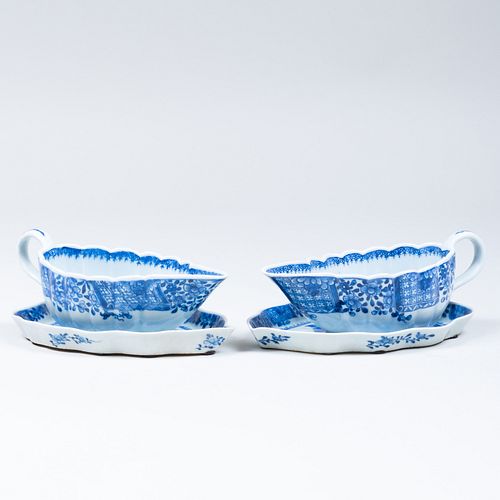 PAIR OF CHINESE EXPORT BLUE AND