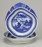 PAIR OF CHINESE EXPORT CANTON