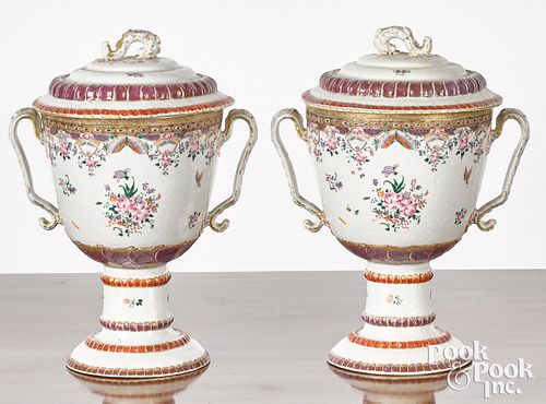 PAIR OF CHINESE EXPORT FAMILLE ROSE