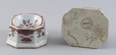 PAIR OF CHINESE EXPORT FAMILLE