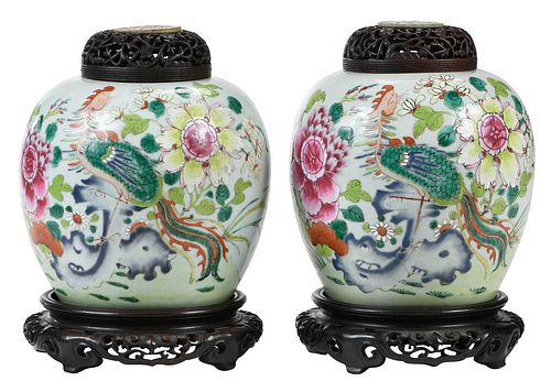 PAIR OF CHINESE EXPORT FAMILLE ROSE