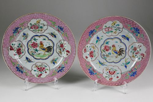 PAIR OF CHINESE EXPORT FAMILLE ROSE
