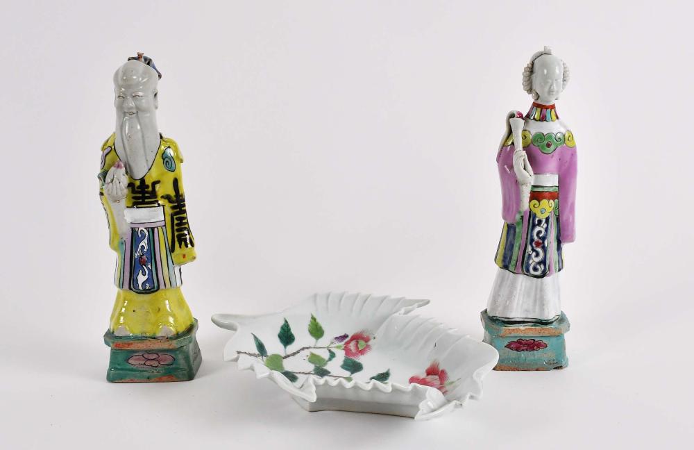 PAIR OF CHINESE EXPORT FIGURES &