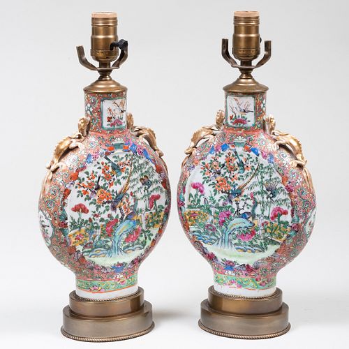 PAIR OF CHINESE EXPORT PILGRIM