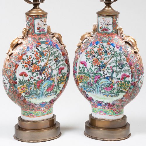 PAIR OF CHINESE EXPORT PILGRIM
