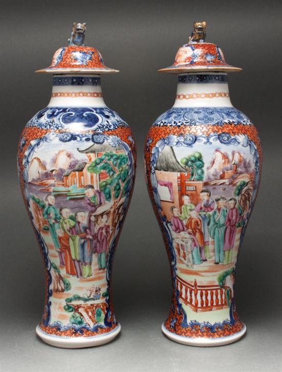 Pair of Chinese Export porcelain