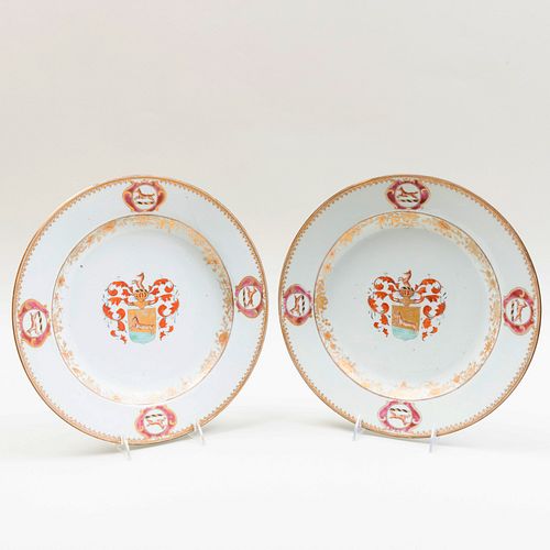 PAIR OF CHINESE EXPORT PORCELAIN