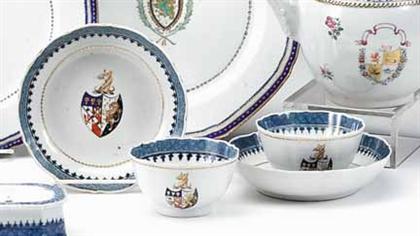 Pair of Chinese export porcelain